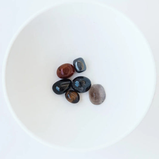 Root chakra crystal set